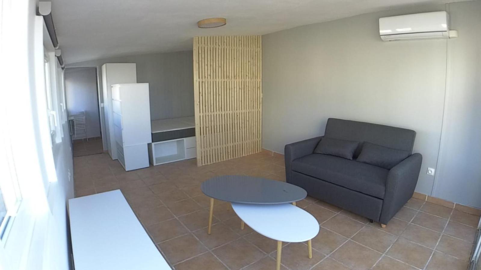Vue Pointe Rouge, 50m Apartment *